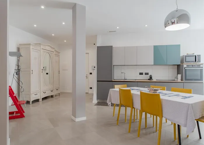 Crocetta, Statiuniti67 By Happyhostorino Turijn