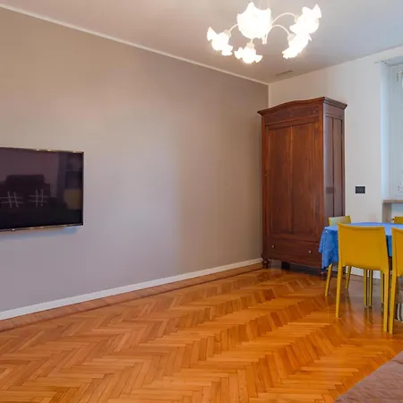 Crocetta, Statiuniti67 By Happyhostorino Turín